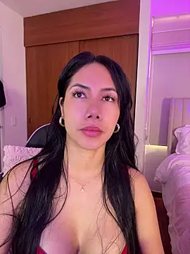 ArianaReynoldss' Live XXX Chat