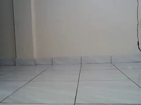 XXX chat uživo modela Hornysmoker20