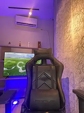 Živý XXX chat saracaball_