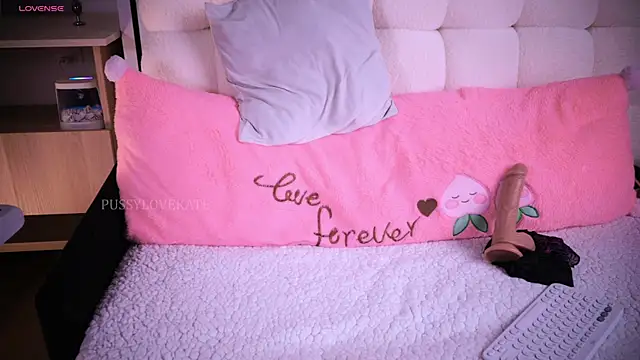 XXX chat uživo modela Pussylovekate