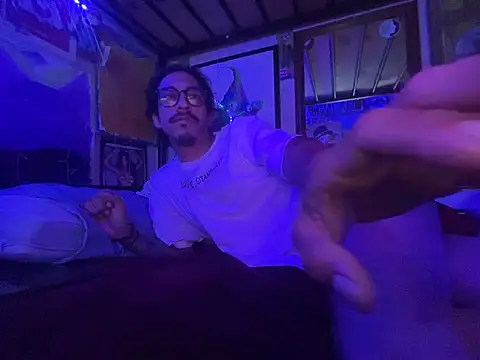צ'אט XXX בשידור חי של bigdickkane300