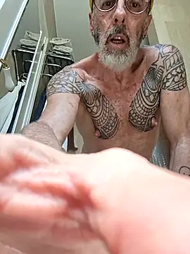 XXX666HEIL's Live XXX Chat