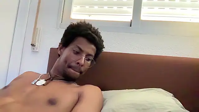 HoleBreeder Live XXX-chat