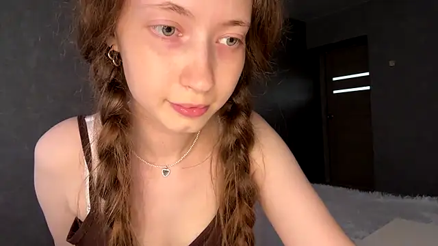 Emily_Mur_ Live XXX-chat