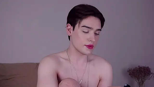 RobbyCharming XXX чат на живо
