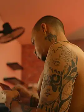 Chat XXX Live AlphaMasterXxx