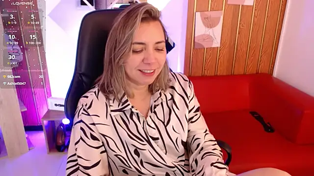 צ'אט XXX בשידור חי של milfsecret69