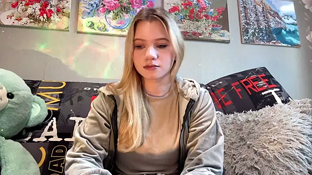 צ'אט XXX בשידור חי של EarlineStrojnys