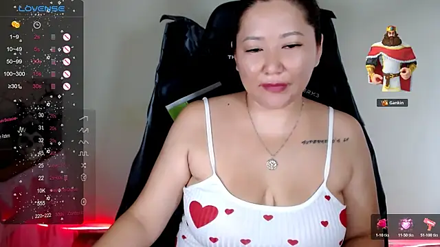 LisaAsianFlower Chat XXX in diretta