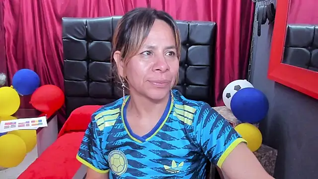 Chat +18 de SofiaXDelRio ao vivo