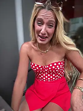 adya-aly – Naživo XXX chat