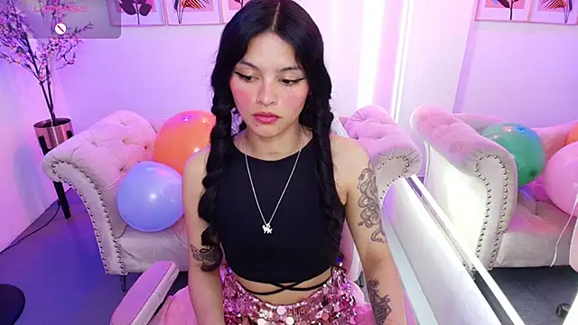 Chat +18 de Maddie_T18 ao vivo