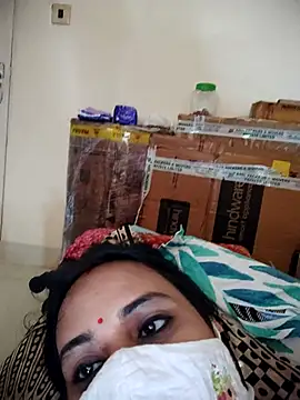 Sheela-Bhabi Live XXX-Chat