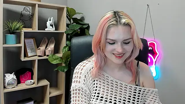 SweetLilyxo's Live XXX Chat