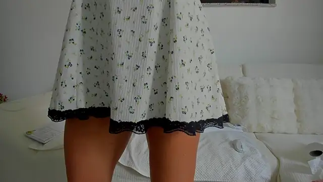 bellahot77 Live XXX-chat