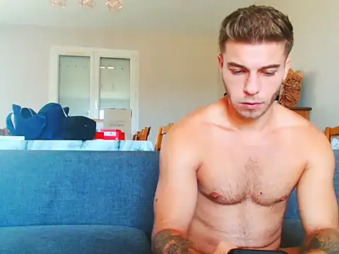 Elkafit28 Chat XXX live