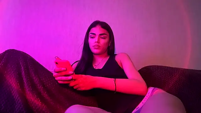 Chat +18 de MarlyJess ao vivo