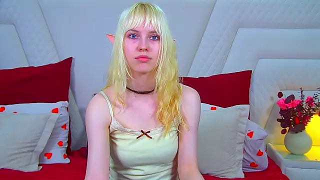 HannahHollis élő XXX-chatje