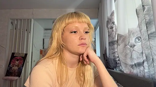 Chat XXX en directo de FreedaDeloach