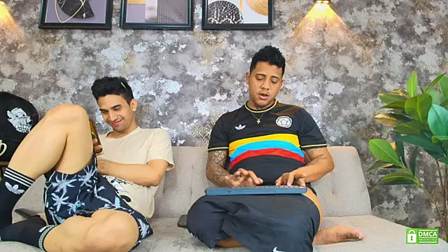 Alejandro_and_Deibyn Live XXX chat
