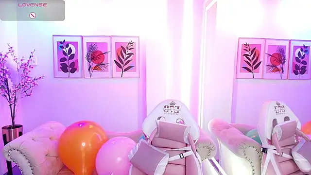 Živý XXX chat Maddie_T18