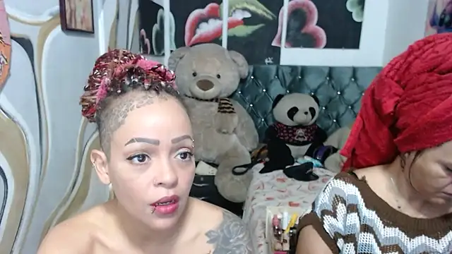 manzanahot9's Live XXX Chat