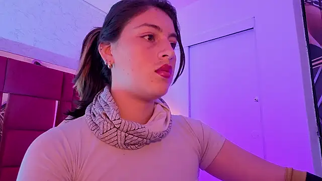 moon_winy's Live XXX Chat