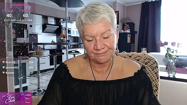 roxana_brooks Adlı Modelin Canlı XXX Sohbeti