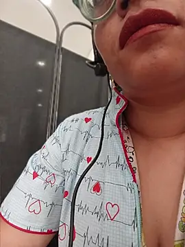 SOFI__10 Chat XXX live