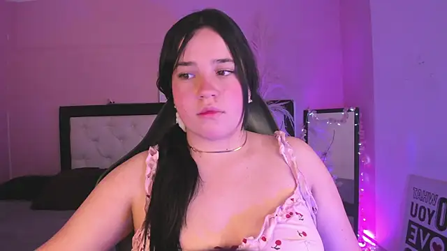 Julieth_Caandy's Live XXX Chat