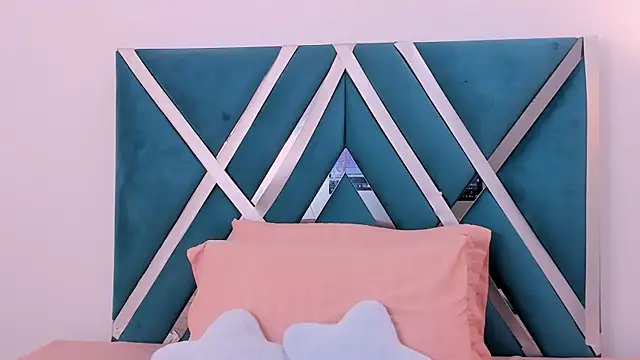 Nicoll_89: онлайн-се кс-чат