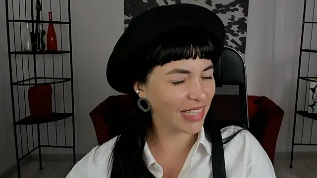 دردشة NeoGeisha الجنسية المباشرة