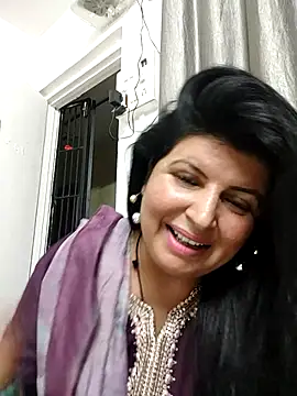 Jann_Riya333's Live XXX Chat