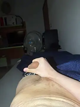 Chat XXX en directo de Alessandro_478