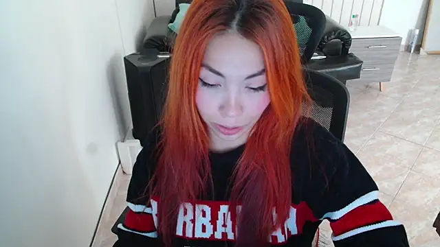 Czat XXX na żywo – Aylinn_diaz