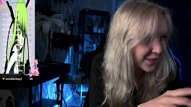 Chat XXX en directo de MaoqiBeverly