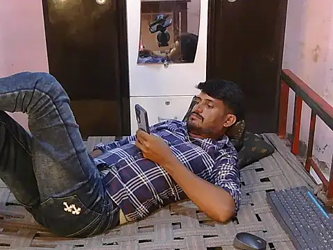 Онлайн чат XXX HotXKrish