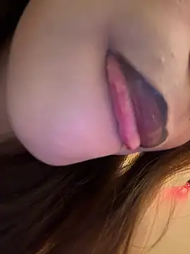 SideChick_Bunny 라이브 XXX 채팅