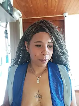 Chat XXX en directo de Ivon_C