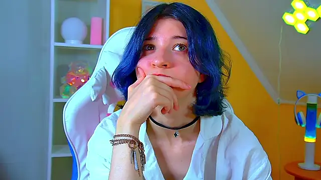 AnneAvelin Adlı Modelin Canlı XXX Sohbeti
