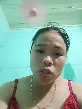 sumy-00 Adlı Modelin Canlı XXX Sohbeti