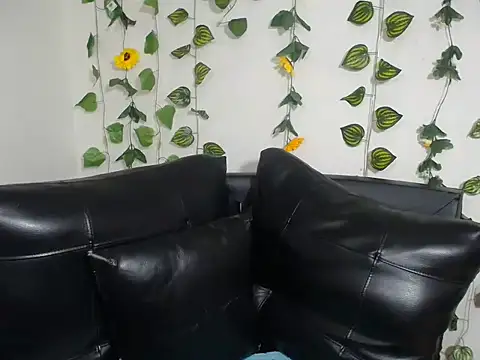 OLIVIAMISSY_02 Live XXX Chat