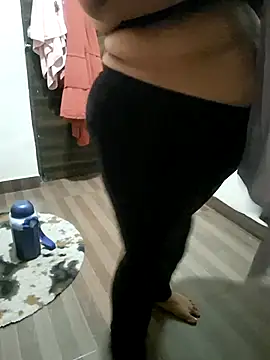 Ravina_patil1 即時 XXX 聊天