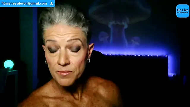 Chat XXX Live Devon2020