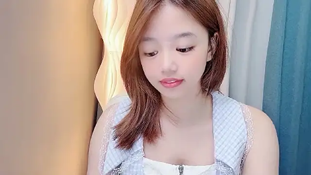Yany520: онлайн-секс-чат