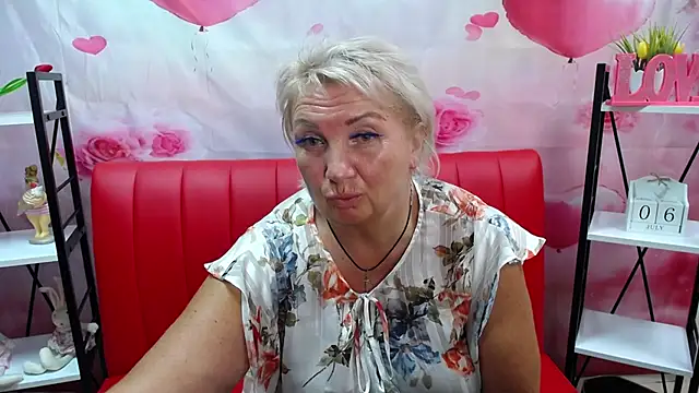 Chatroom XXX en direct de RenataDaster