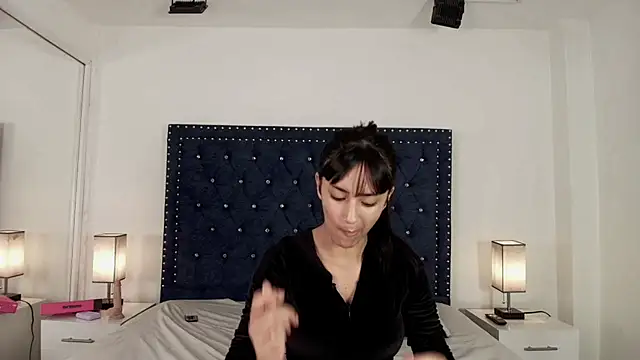 Damian_and_roxanne 即時 XXX 聊天