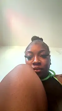 Chat XXX ao vivo de Cocochanel4567
