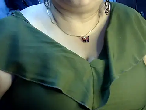 Soniya_Sha live XXX chat