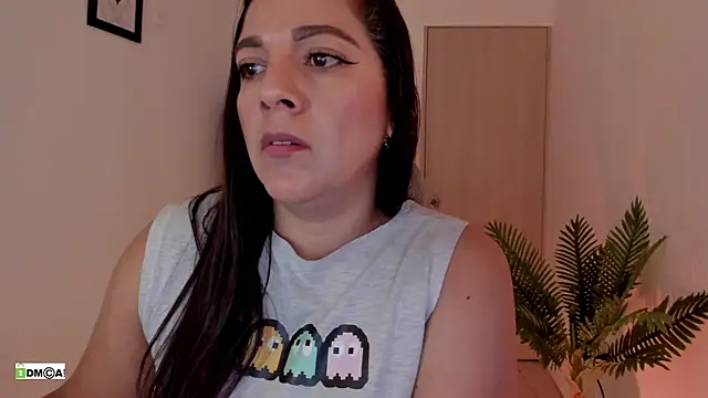 Chatroom XXX en direct de urcute_kitten